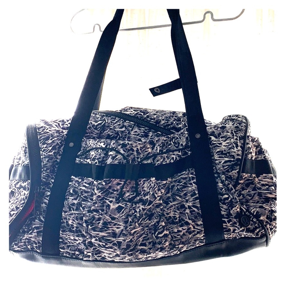 Lululemon gym bag